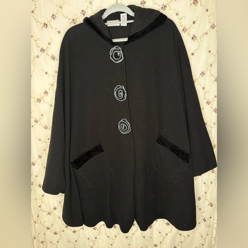 Elegant Black Hooded Poncho